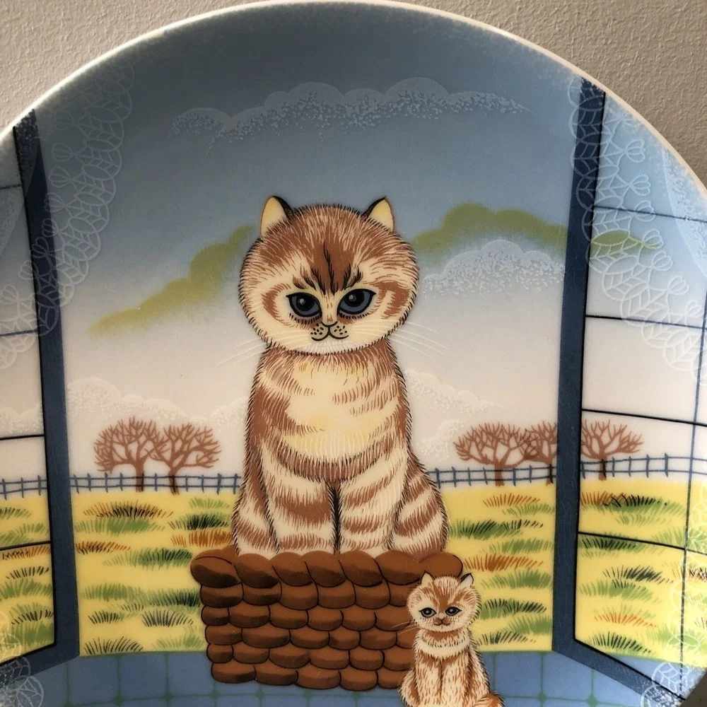 Vintage Artmark Porcelain Plate Cat Kitten Blue Sky Fields Decor Japan 7 3/4